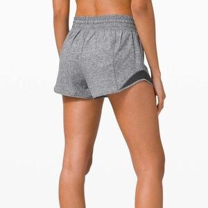 Lululemon athletica - Womens - Size 2 - Hotty Hot   Shorts